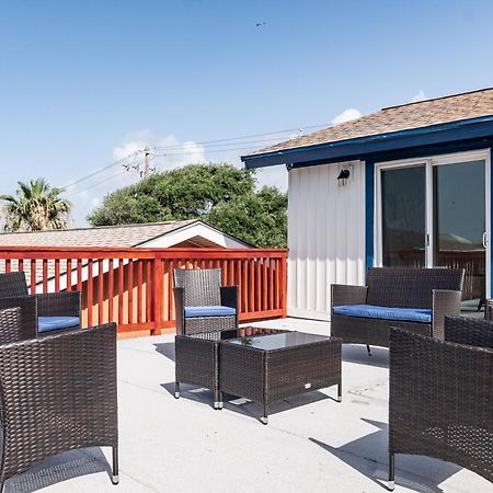 Roomy Home 5 Mins From Attractions Galveston Extérieur photo
