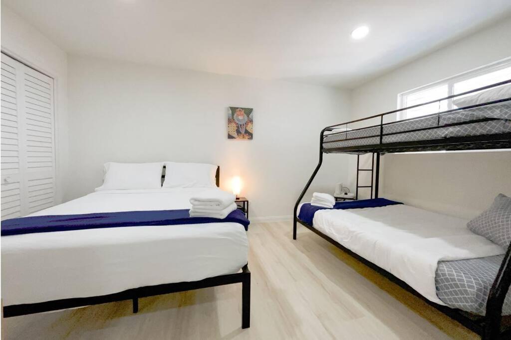 Roomy Home 5 Mins From Attractions Galveston Extérieur photo