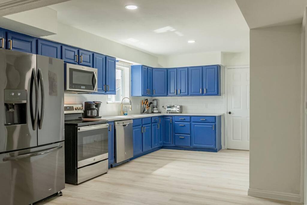 Roomy Home 5 Mins From Attractions Galveston Extérieur photo